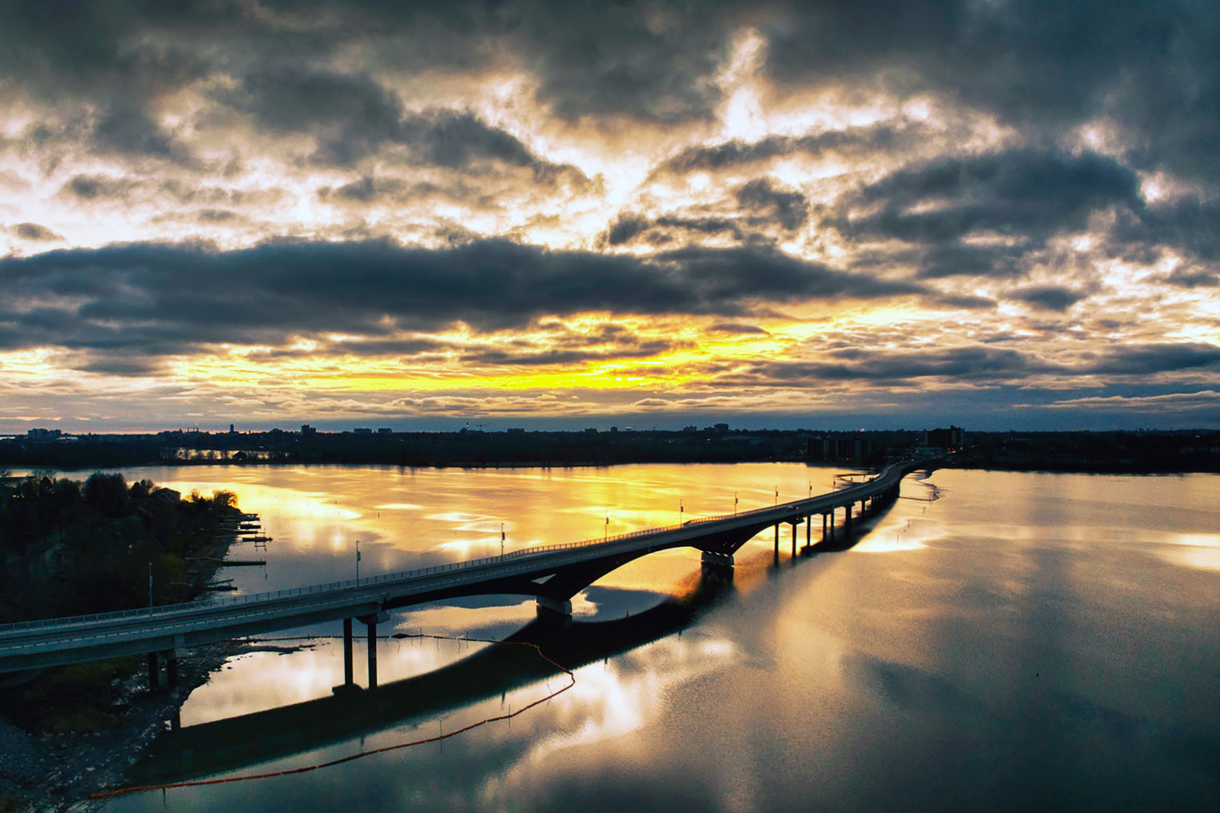 Waaban Crossing